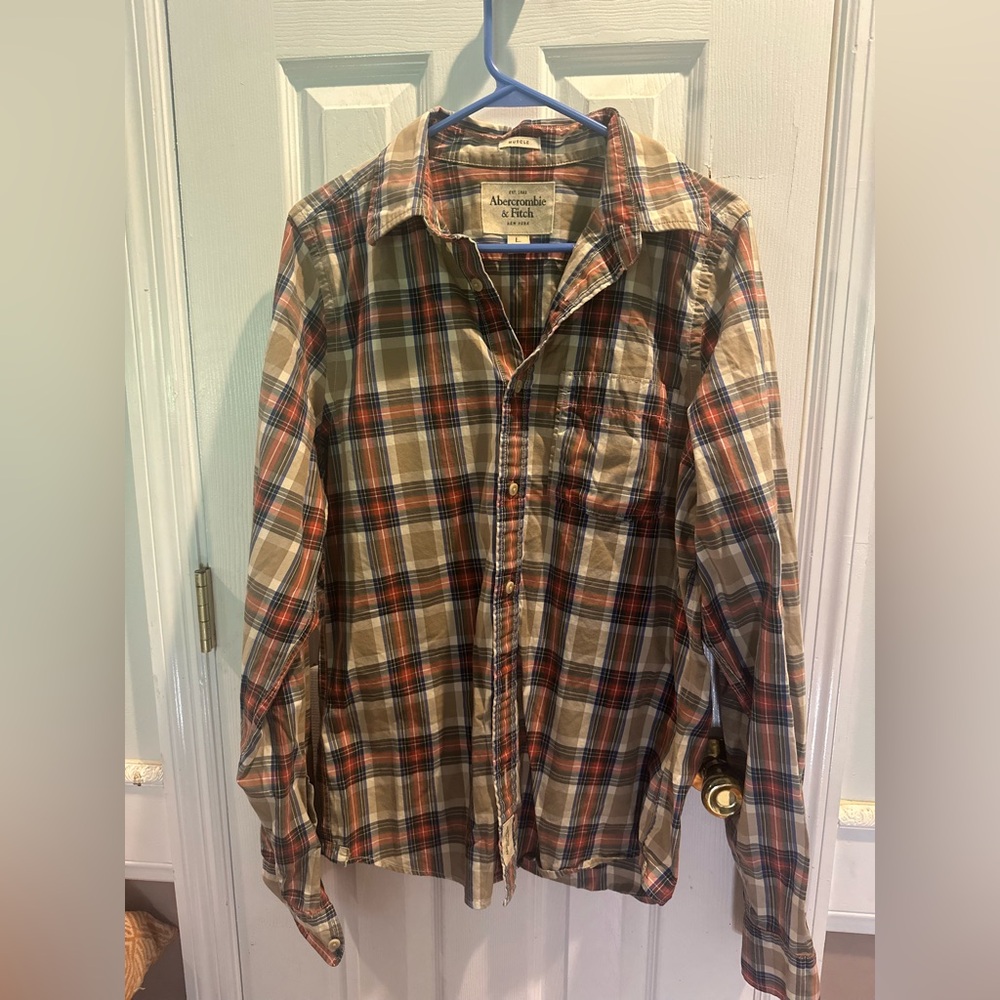 Abercrombie & Fitch Red‎ and Blue Casual Button Down Shirt
